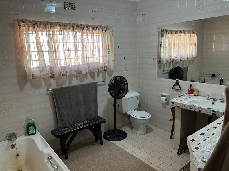 6 Bedroom Property for Sale in Koster North West